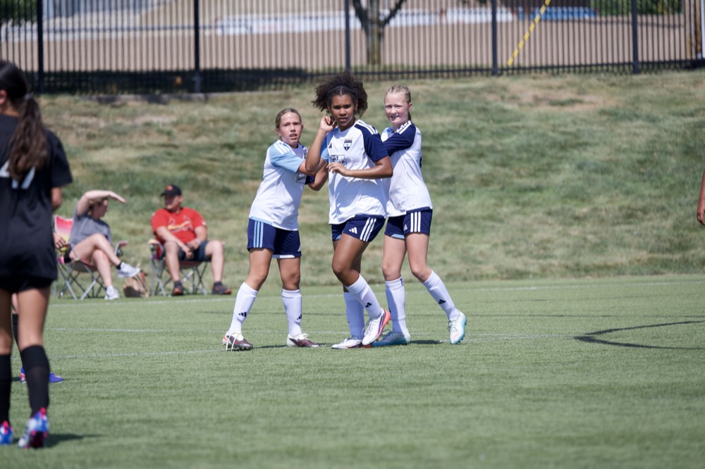 SBV players celebrating a goal